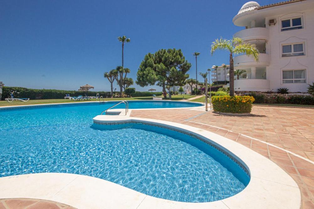 Sitio de Calahonda Wonderful 2 Bed Apartment With Stunning Sea Views מראה חיצוני תמונה
