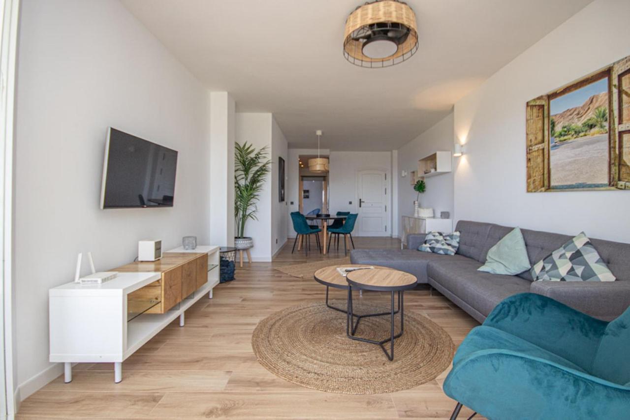 Sitio de Calahonda Wonderful 2 Bed Apartment With Stunning Sea Views מראה חיצוני תמונה